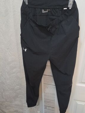 Under Armour Black Performance Track Pants